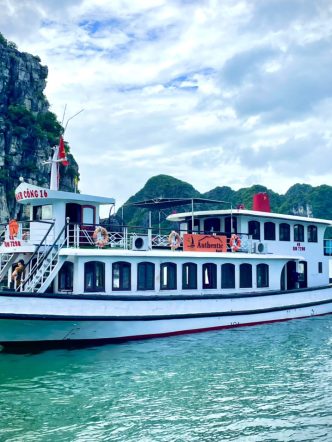 authentic sail halong bay