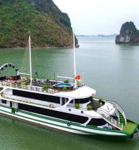 vera cruise dinner halong bay